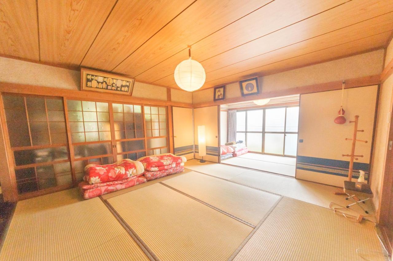Hotel 古民家グランピングmatoba Mijoši Exteriér fotografie